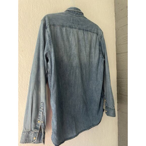 Quicksilver Women’s Denim Modern Fit Pearl Snap Button Up Collared Shirt Size M - Picture 12 of 15